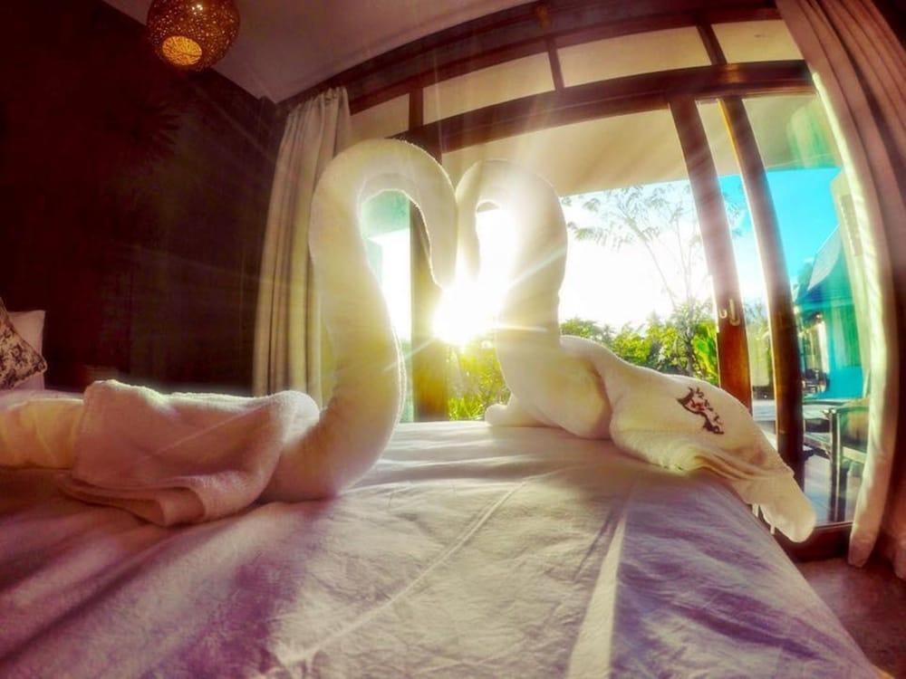 Ruean Thai Nai Bang By Pansak Resort Surat Thani Buitenkant foto