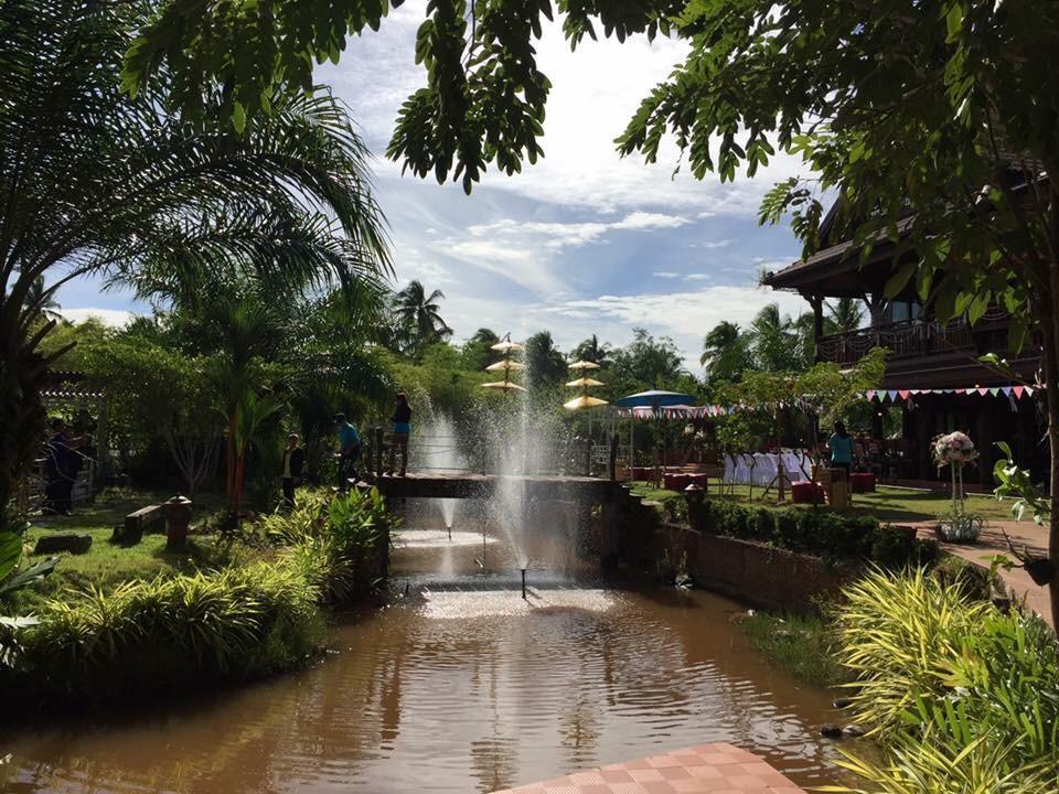 Ruean Thai Nai Bang By Pansak Resort Surat Thani Buitenkant foto