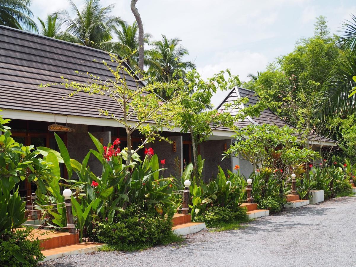 Ruean Thai Nai Bang By Pansak Resort Surat Thani Buitenkant foto